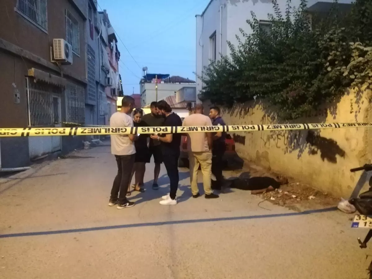 Tarsus’ta Kadın Cinayeti: Feriye Gözüala Toprağa Verildi
