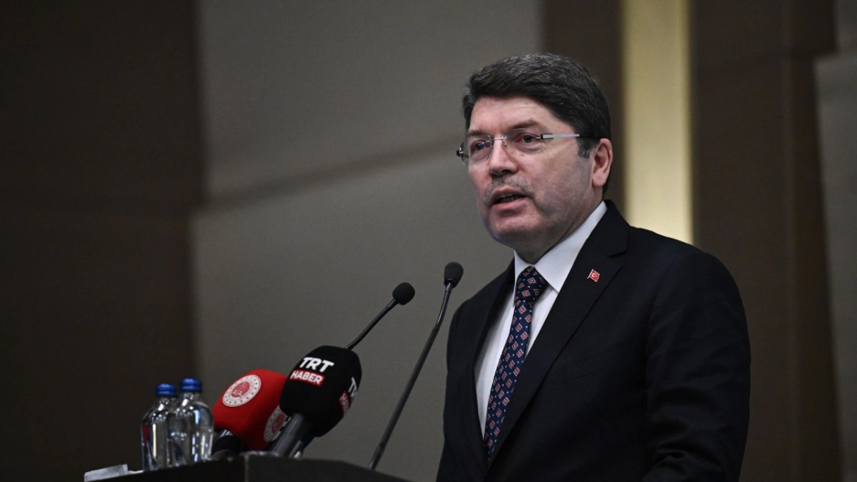 DEM Parti’nin İmralı başvurusu: Yılmaz Tunç’tan açıklama