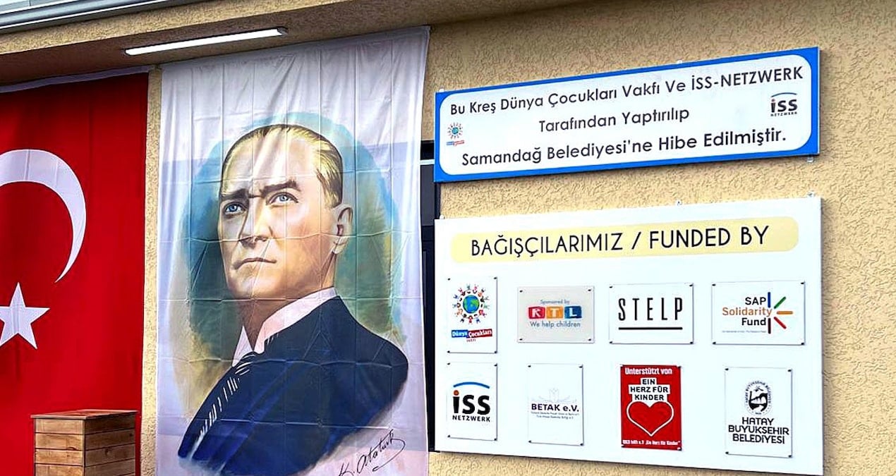 Depremin minik mağdurlarına felaketin yıldönümünde sürpriz