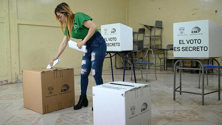 Ekvador sandık başında: 15 aday Noboa’ya karşı