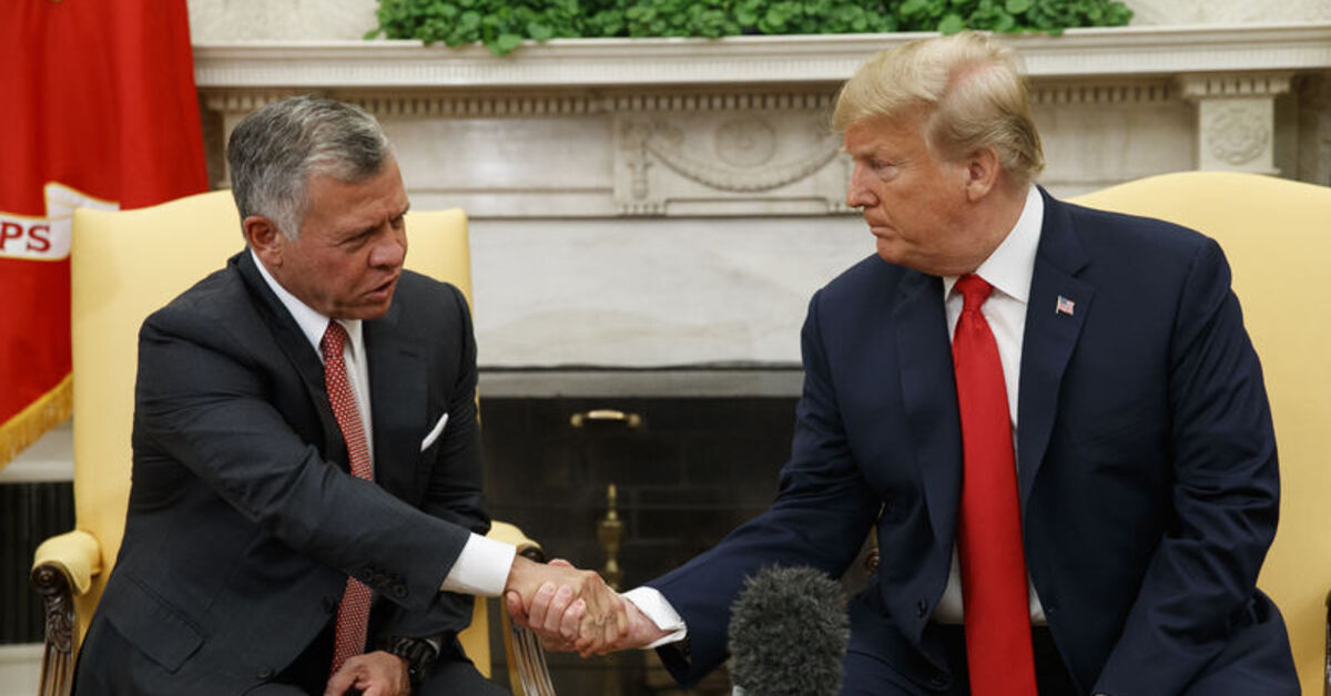 Ürdün Kralı Trump ile görüştü: Filistinlilerin yerlerinden edilmesine karşı olduğunu yineledi